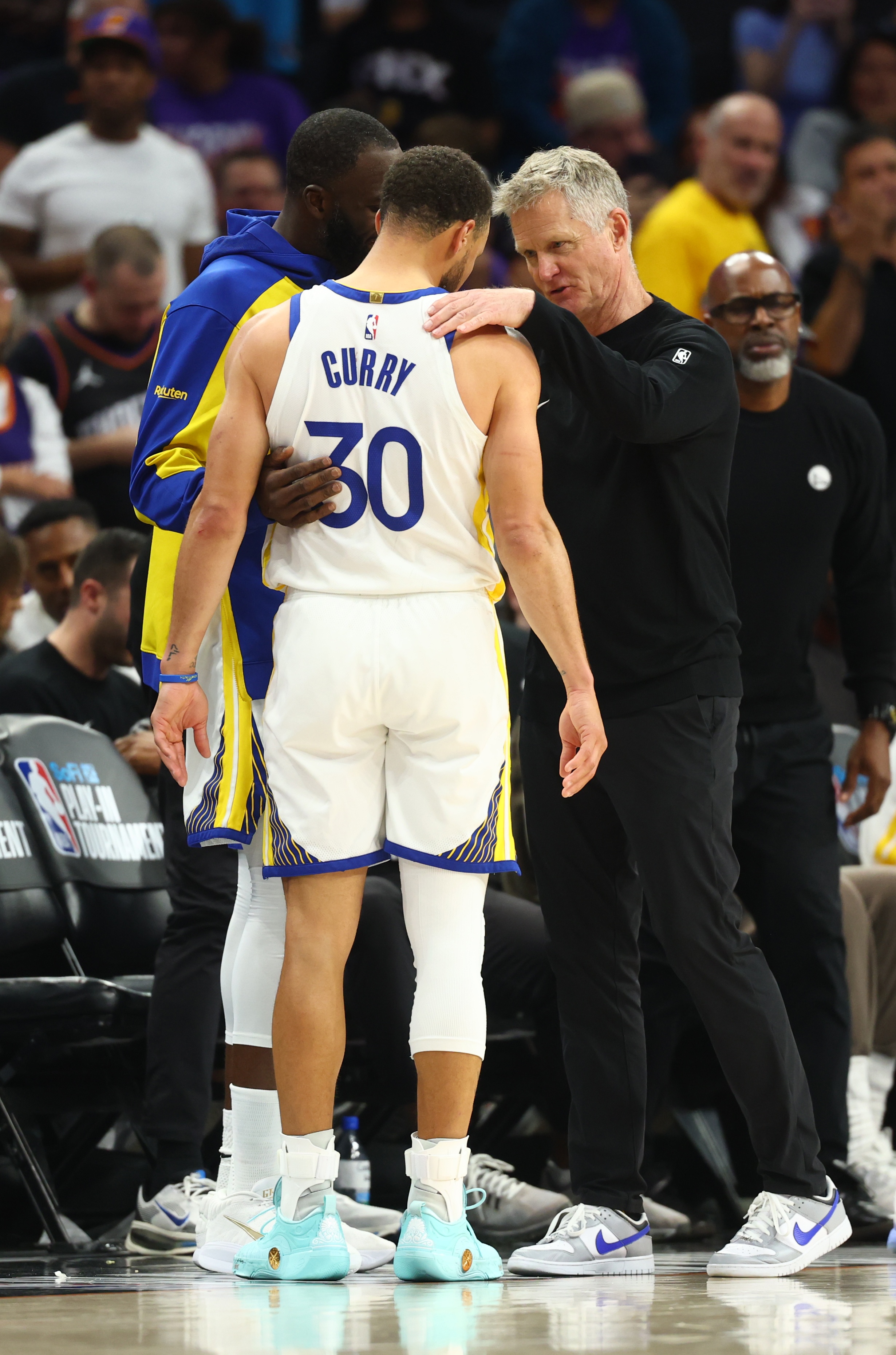 NG体育-加内特：当库追科三人在附加赛拥抱后 属于勇士的王朝将结束了